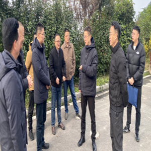 重庆物流集团党委书记、董事长曾勇一行到綦江分公司检查安全生产并调研工作